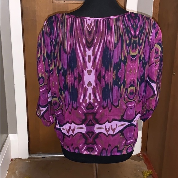 Purple graphic print dolman sleeve top size large - Picture 4 of 6